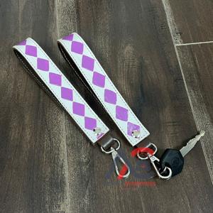 Porte-clés tendance 2026 en cuir de vachette façonné à la main style western avec motif à carreaux, dragonne artisanale unisexe - Product Image 1