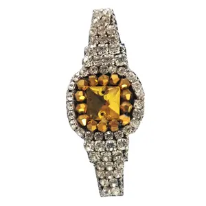 Penjualan Terbaik buatan tangan Formal & pakaian malam pin bros disesuaikan bordir tangan dengan perak berlian imitasi cincin Tubuh