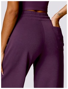 Wholesale Custom Women’s Yoga Set – Strappy Sports Bra & High Waist Tummy <b>Control</b> <b>Leggings</b> Gym Wear - Product Image 3