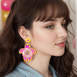 Bijoux faits main légers et classiques en perles de riz, avec motif tortue de mer et perles de diamant, personnalisables avec logo, haute qualité - Product Image 2