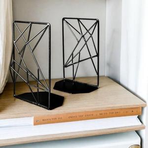 Sujetalibros de metal para sala de estar, soporte decorativo para libros, con revestimiento negro, hechos a mano, para revistas y periódicos - Product Image 3