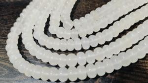 Perles rondes en quartz blanc naturel, lisses et simples, 8 mm - Product Image 2