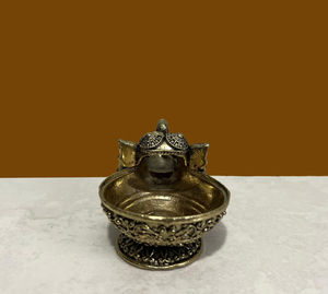 Handmade Gold-Plated Brass Ganesha Diya Holder Tabletop <b>Decor</b> Religious Figurine Traditional Design Still Life Pattern for - Product Image 3