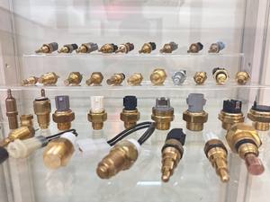 Interruptor de Presión de Aceite DREIK & G JS101024 (OE 21063829010) Nuevo - Product Image 4