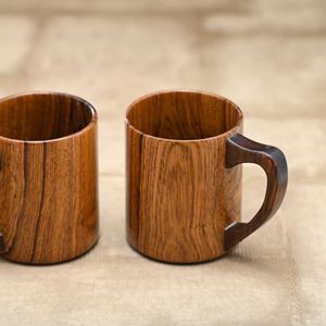 Taza de Café de Madera Hecha a Mano, Madera Natural de Sheesham, Acabado Rústico con Asa - Product Image 2