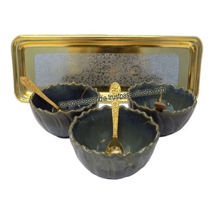 Nouveauté, vente en gros, ensemble de bols à dessert en céramique de forme ronde avec plateau et cuillère en métal plaqué or - Product Image 5
