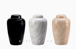 Urne funéraire élégante en onyx poli, écologique, imitation antique classique, pour cendres funéraires, urne commémorative pour cendres d'adultes. - Product Image 4