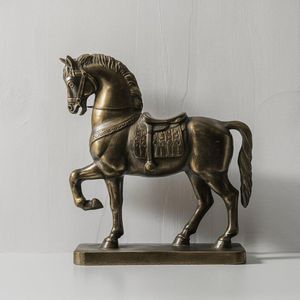 Figurine de cheval en laiton avec finition antique pour centre de table, salle à manger et décoration d'étagère - Product Image 2