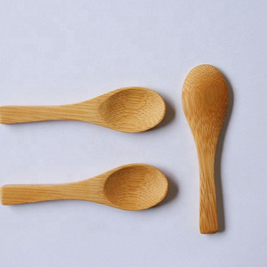 ช้อนไม้ไผ่ด้ามยาวทำมือจากไม้ธรรมชาติสำหรับกาแฟและชา - Product Image 1