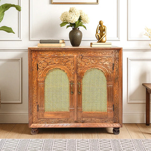 Buffet de salle à manger antique en bois de manguier massif sculpté à la main avec portes en rotin et rangements - Product Image 4