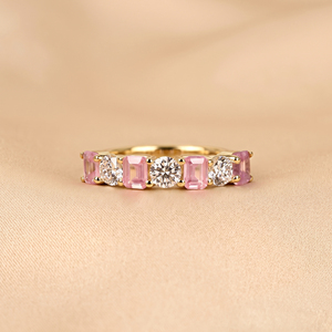 Bague en diamant émeraude avec pierre précieuse rose |   Bague en or 18 carats en forme d'os de vache incurvé |   Bague de mariage en diamant cultivé en laboratoire rond |   Bijoux fins pour femmes - Product Image 5