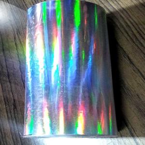 Film adhésif décoratif PET holographique laser métallisé arc-en-ciel sans couture, idéal pour l'artisanat – Grande Vente - Product Image 2