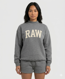 Conjunto de Dos Piezas para Mujer, Top de Cuello Alto y Pantalones Cortos, Estilo Urbano Contemporáneo, Servicio OEM - Product Image 1