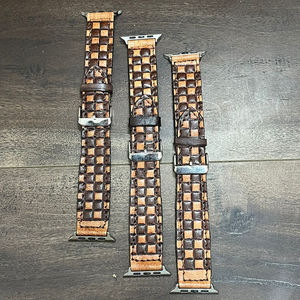 Correa de Reloj Apple de Cuero Genuino, Diseño a Cuadros Hecho a Mano, Elegante Correa de Repuesto Unisex - Product Image 4