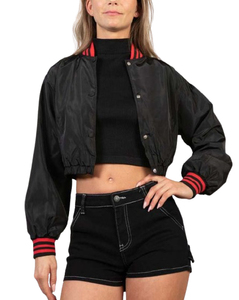 Veste Courte en Satin Noir de Qualité Supérieure pour Femme, Col Côtelé Rayé Rouge, Boutons Pression, Fournisseur OEM en Gros - Product Image 5