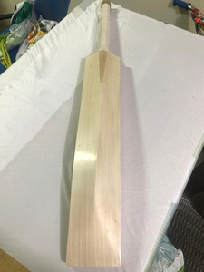 Bate de críquet de mimbre de Cachemira prémium al por mayor, bate de golpeo de alta potencia con borde grueso, bate de críquet de mimbre de Cachemira hecho a mano OEM personalizado - Product Image 4