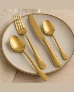Elegante Juego de Cubiertos Metálicos para Servir Comida, Cuchara y Tenedor, Diseñados para Uso en Restaurantes de Primera Calidad - Product Image 5