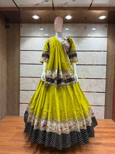 Purple Embroidered Lehenga Choli Silk Floor-Length Traditional Indian <b>Wedding</b> <b>Dress</b> <b>Women</b> Loose Fit All Seasons - Product Image 5