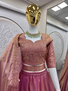 Lehenga Choli de Diseño Pakistaní para Damas de Honor, para Bodas, Fiestas y Eventos, Hecho con Tela de Seda y Algodón, para Usar en Fiestas - Product Image 3