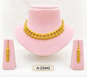 Conjunto de Collar y Aretes Tradicionales Indios Plateados en Plata para Mujer - Product Image 5