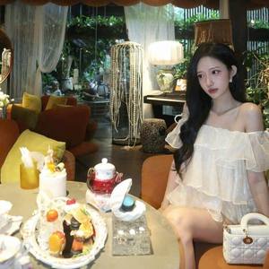 Chemisier sans manches en mousseline de soie blanche à volants, coupe épaules dénudées, haut pour femme, qualité OEM Premium - Product Image 2