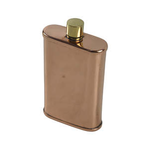 Bold Blossom Gourde de voyage ovale en cuivre martelé plaqué or rose, 6 oz, moderne, écologique, estampée, pour whisky et vin - Product Image 2