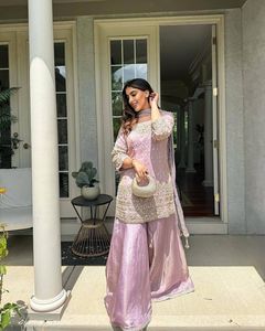 Ensemble Kurti Plazzo élégant pour femmes, dernière collection de vêtements ethniques, parfait pour les fêtes, les mariages et le quotidien, confortable et de créateur. - Product Image 5