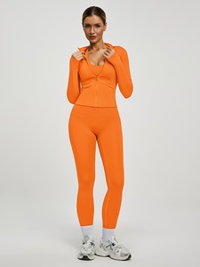 Atlaset Ensemble de sport trois pièces de haute qualité pour femme, tenue de yoga sans couture, leggings taille haute, soutien-gorge de sport, veste, usine OEM ODM - Product Image 1
