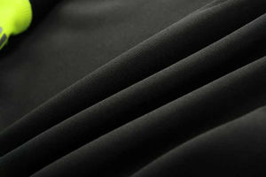 Polo de travail haute visibilité classe 2 en maille respirante avec poche avant et bandes réfléchissantes pour hommes et femmes - Product Image 4