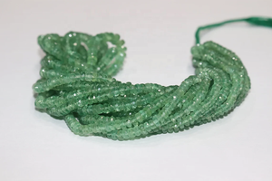 ลูกปัดไคยาไนต์สีเขียวทรงรอนเดลเหลี่ยมเพชรพลอยขนาด 3-5 มม. ความยาว 17 นิ้ว ร้อยเป็นเส้น พลอยธรรมชาติ รูขนาด 0.5 มม. สำหรับทำเครื่องประดับ พลอยอินเดีย - Product Image 4