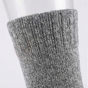 Men's Crew <b>Socks</b> Solid Color Knitted <b>Thick</b> Cotton <b>Winter</b> Daily Wear Regular Style - Product Image 4