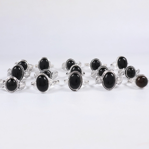 Anillos Ovalados de Cabujón de Piedra Negra Opaca de Aspecto Natural, Hechos a Mano, Chapados en Plata 925, Joyería de Moda al por Mayor para Mujer - Product Image 1