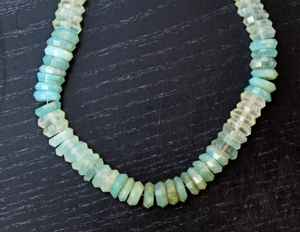 ลูกปัดหินแคลซิโดนีทรงกลมเหลี่ยมเพชรพลอยสีธรรมชาติแบบเรียงขั้น สำหรับทำเครื่องประดับ ขายส่ง - Product Image 4