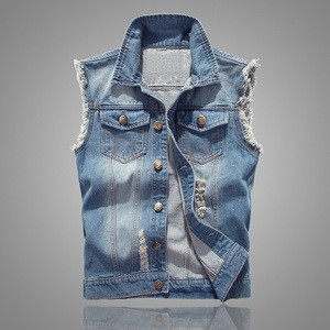 Chaleco vaquero de doble botonadura – Chaleco vaquero sin mangas de corte ajustado para un estilo elegante e informal - Product Image 1