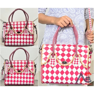 Sac fourre-tout en cuir fait main, rose et blanc à carreaux, élégant sac à main pour femme, sac bandoulière, sac de voyage, sac de travail - Product Image 1