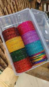 Pulseras de cristal de alta calidad con diseño de gota de lluvia, pulseras de cristal duro, hermosos colores, 8 colores y 8 docenas disponibles en todos los tamaños. - Product Image 2