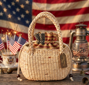 Bolso de mano artesanal de ratán tejido con asa superior trenzada y forro de algodón con cordón, bolso de verano natural de Vietnam - Product Image 6