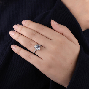 แหวนหมั้นเพชรโมอิสซาไนต์ทรงวงรีประดับเพชรแบบฮาโล วงแหวนทอง 14K ชุบทอง ประดับเพชร ได้รับการรับรองจาก IGI แหวนแต่งงานสุดหรู - Product Image 6