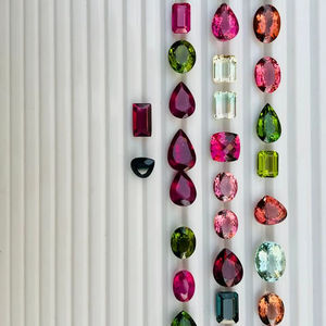 Hermosa Turmalina Natural Multicolor Facetada, Certificada, Encerada/Aceitada, Corte Cojín/Pera, 3-5 Quilates - Product Image 1