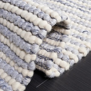 Tapis en laine tissé plat, design brodé personnalisé, qualité supérieure, fabriqué en Inde, au prix le plus bas - Product Image 4