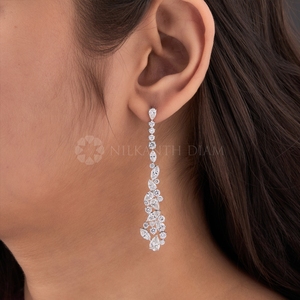 Bijoux en diamant de qualité supérieure, design raffiné, boucles d'oreilles en diamant taille ovale pour femmes, provenant d'un fournisseur et fabricant indien. - Product Image 3