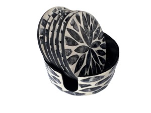 Sous-verres carrés en os incrusté faits à la main, lot de 6 avec support de rangement, motif floral en mosaïque noir et blanc, diamètre 10 cm, REHMAN CRAFT - Product Image 1