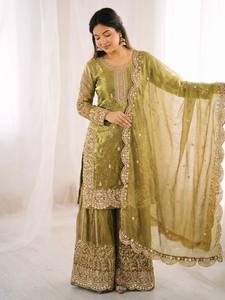 Ensemble de costume palazzo indien de créateur avec dupatta brodée - Product Image 2