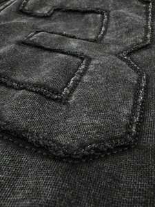 Sweat à capuche surdimensionné personnalisé, effet délavé vintage, entièrement zippé, en coton épais de qualité supérieure, avec patch numéro en relief, style streetwear - Product Image 3