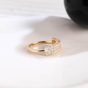 Bague demi-éternité en or massif 18 carats avec diamants de laboratoire taille baguette et taille ronde, bijou raffiné, cadeau de mariage pour partenaire - Product Image 3