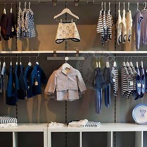 Porte-vêtements moderne en acier inoxydable doré, réglable en hauteur, pour présentation de vêtements, emballé en carton pour magasin de détail - Product Image 4