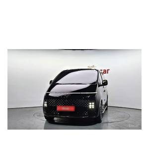 Hyundai Staria HEV 1.6 Lounge 2024 de 7 Plazas con Caja de Cambios Automática, Asientos de Cuero, Cámara Trasera, 13,913 km, Volante a la Izquierda - Product Image 3