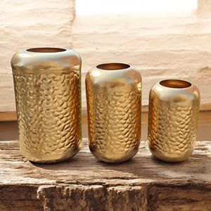 Ensemble de 3 vases tendance en acier inoxydable faits à la main, design Art Déco, finition dorée, vases décoratifs de table avec base antidérapante pour Pâques - Product Image 2