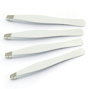 Pinzas para Cejas Profesionales al por Mayor con Marca Privada y Logotipo Personalizado, Herramienta de Maquillaje, Pinzas de Belleza para Cejas - Product Image 1