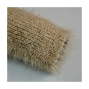 OEM personnalisable dames vêtements d'hiver à la mode Cardigan floue Jacquard manches longues tricots chauds Style décontracté pour les femmes - Product Image 4